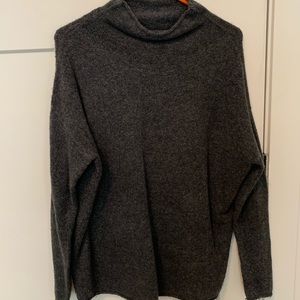 Cute dark grey sweater